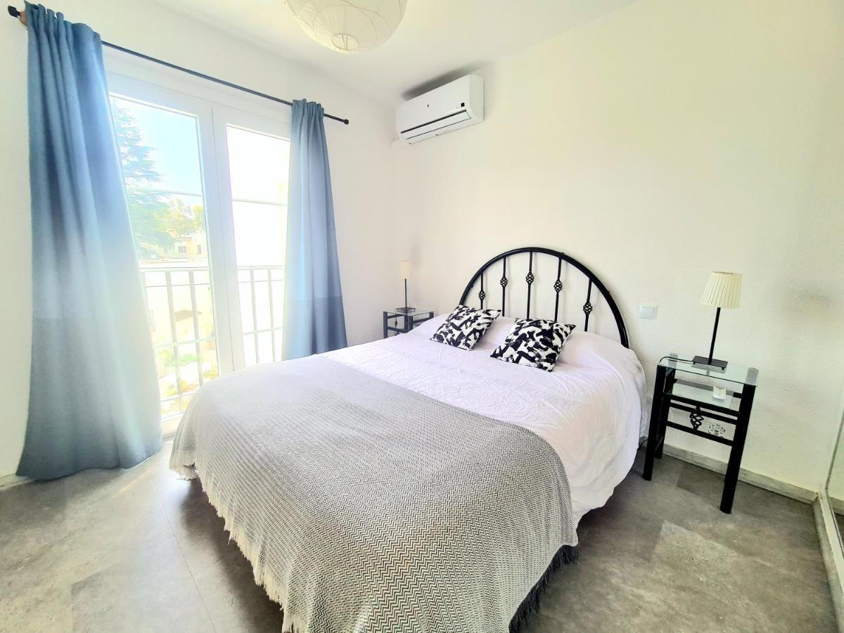Apartamento con vistas al Campo de Golf y Piscina Apartamento Fuengirola Exterior foto