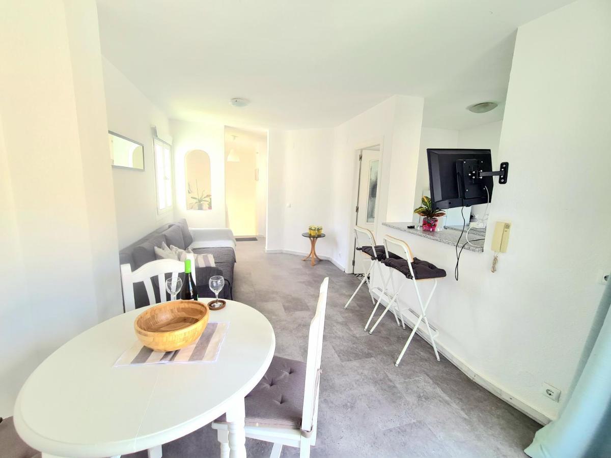 Apartamento con vistas al Campo de Golf y Piscina Apartamento Fuengirola Exterior foto